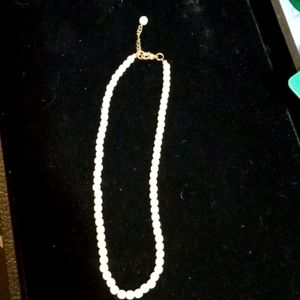 Vintage faux pearl neckace